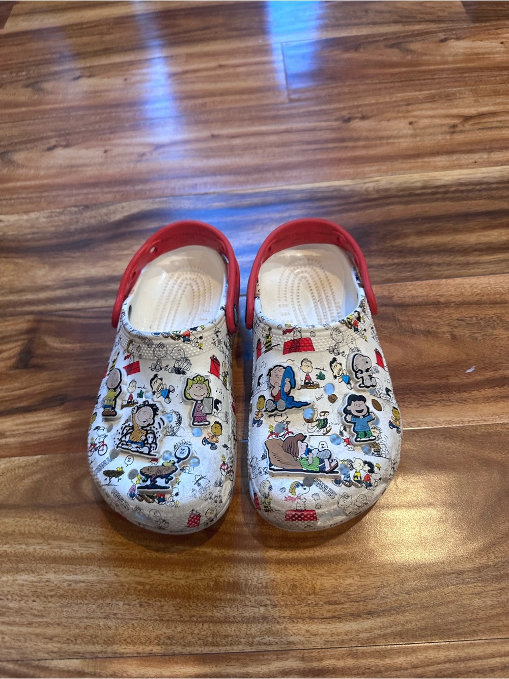 Kids Peanuts Crocs, J1
